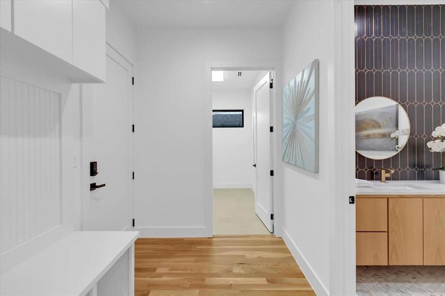 Furnished interior view inside a new home in , Dallas (Image 36).