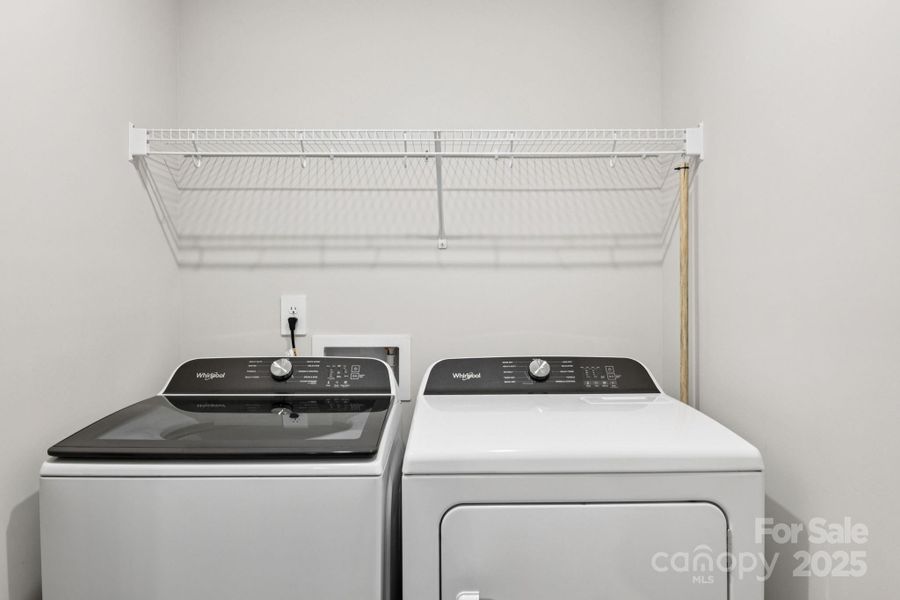 Photo is not of the actual home but is an inspirational photo of builder’s model home and may depict options, furnishings, and/or decorator features that are not included. Photo is not of the actual home but is an inspirational photo of builder’s model home and may depict options, furnishings, and/or decorator features that are not included.