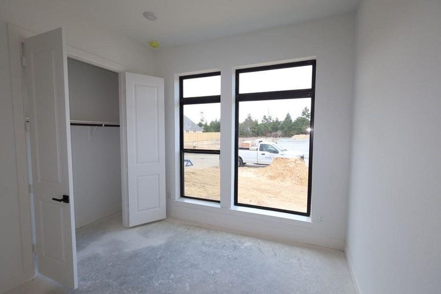 Spacious, unfurnished interior of a new home in Kresston, Magnolia (Image 24).