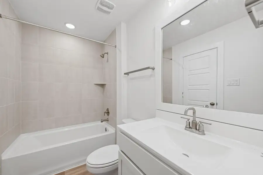 Furnished interior view inside a new home in Summerview, Fulshear (Image 9). Furnished interior view inside a new home in Summerview, Fulshear (Image 9).