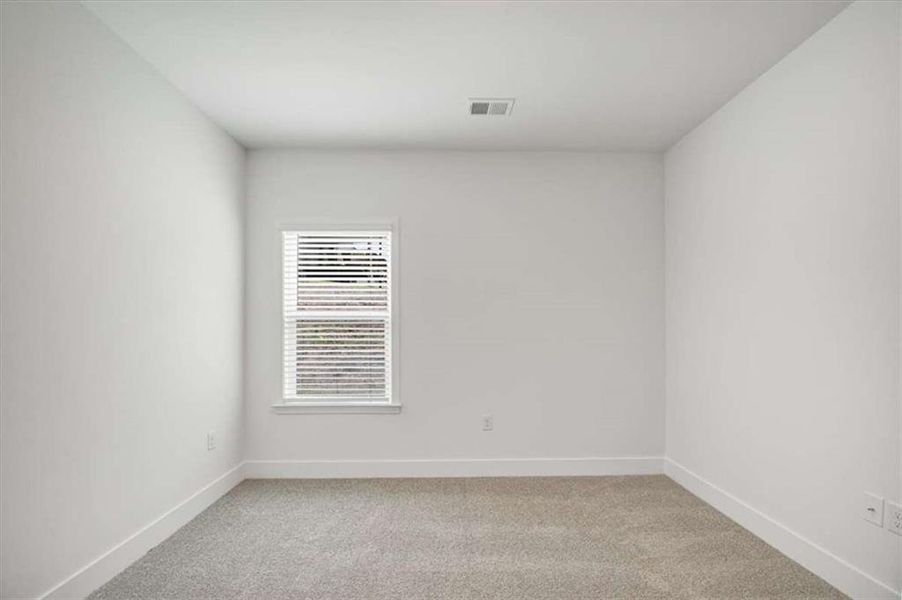 Spacious, unfurnished interior of a new home in Tuscany Hills, Douglasville (Image 36).