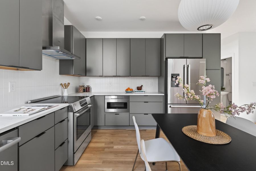 Eat in Kitchen