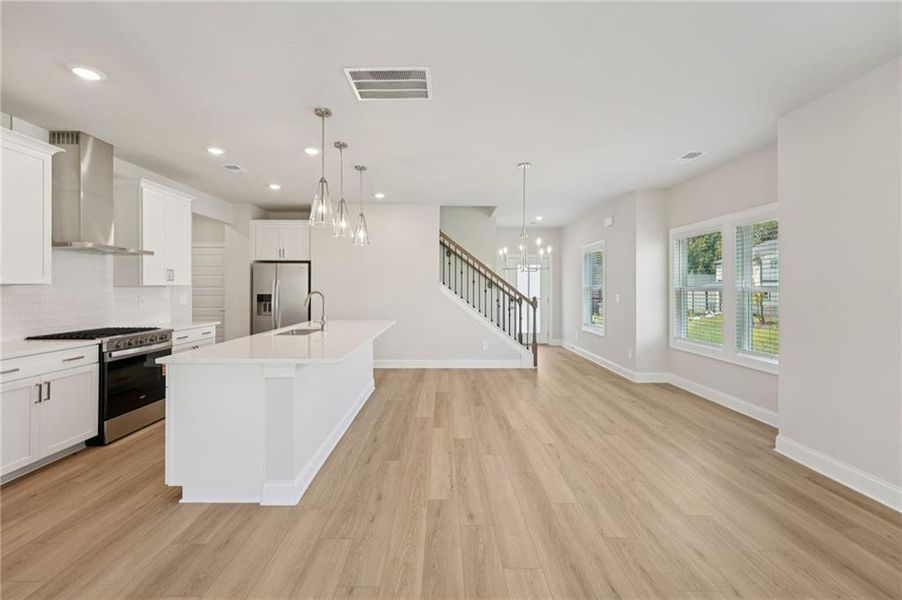 Spacious, unfurnished interior of a new home in Hemingway - Reserve Series, Cumming (Image 37).