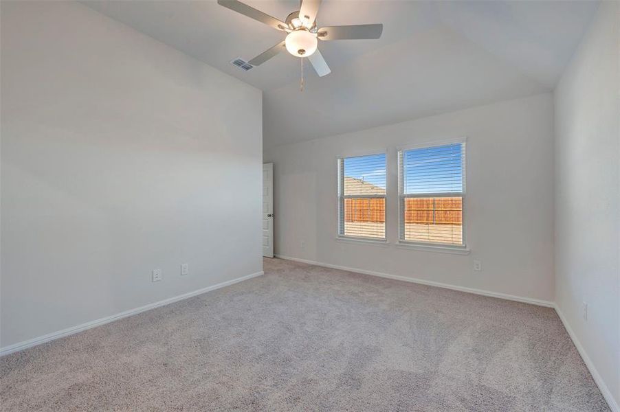 Spacious, unfurnished interior of a new home in Verandah, Royse City (Image 37).