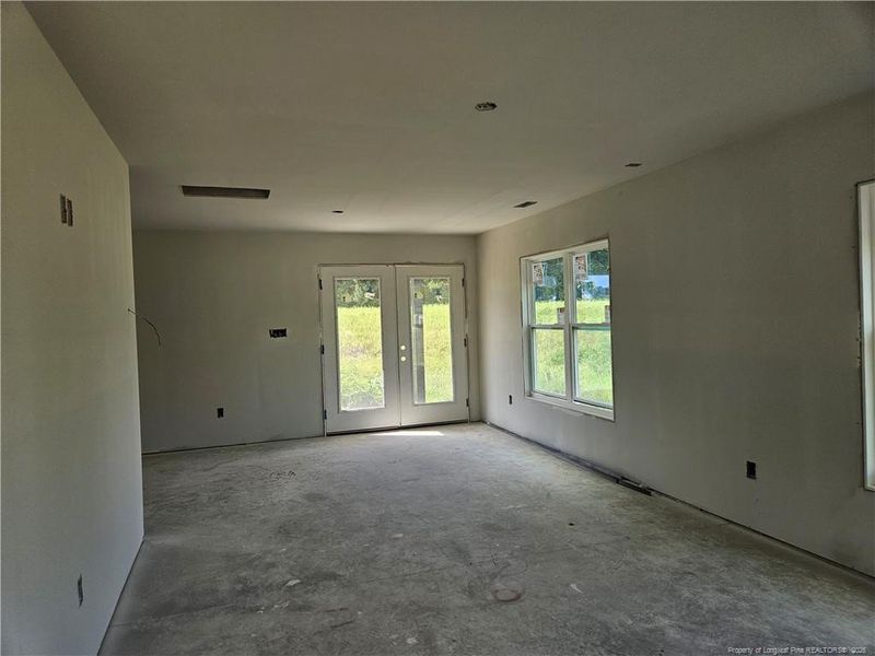 Family Room & Breakfast Nook