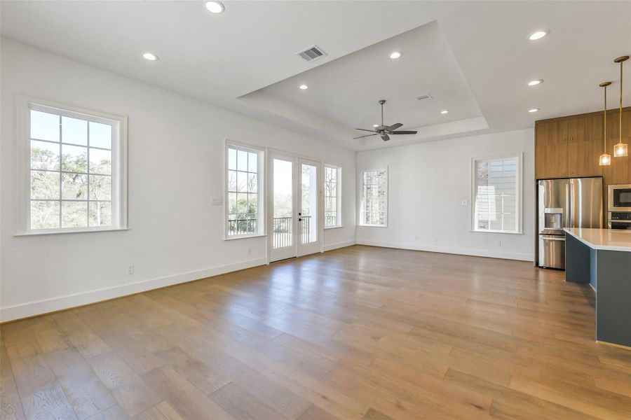 Spacious, unfurnished interior of a new home in Reserve in Memorial, Houston (Image 20).