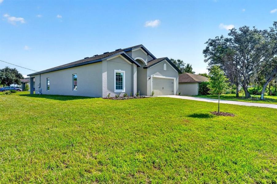 Image 33 of a home in . Image 33 of a home in .