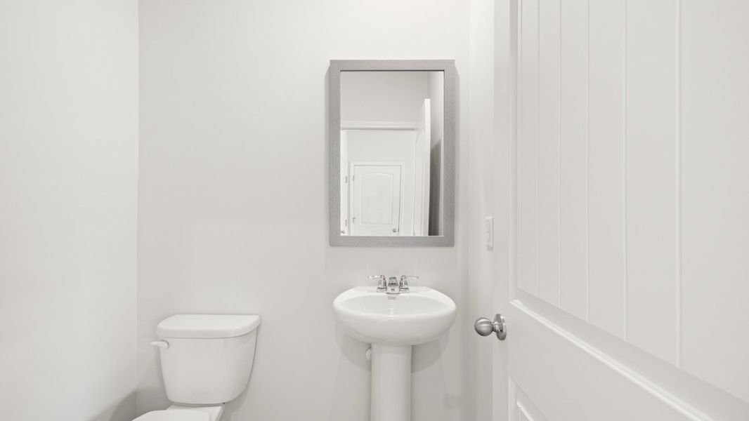 Image 29 representing the Penwell by D.R. Horton in Oakleigh Glen, Dallas, GA.