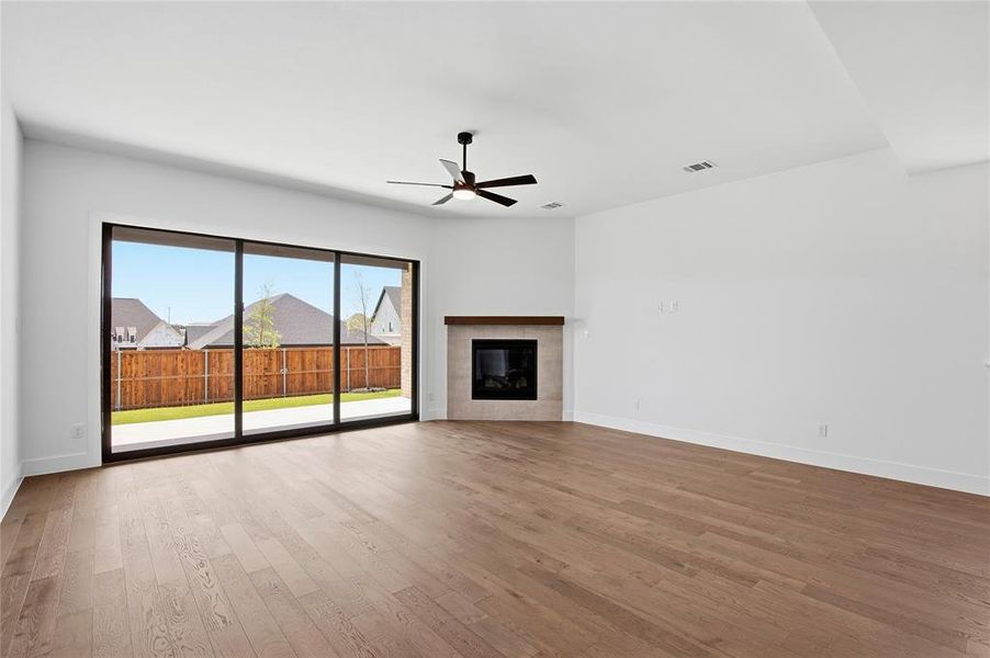 Spacious, unfurnished interior of a new home in Talon Hills, Fort Worth (Image 33). Spacious, unfurnished interior of a new home in Talon Hills, Fort Worth (Image 33).