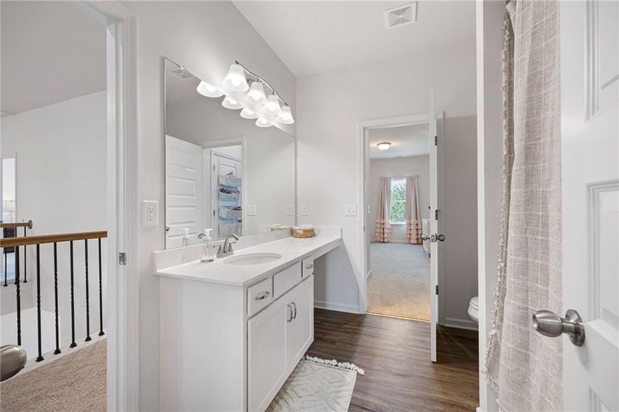 Furnished interior view inside a new home in , Dallas (Image 35).