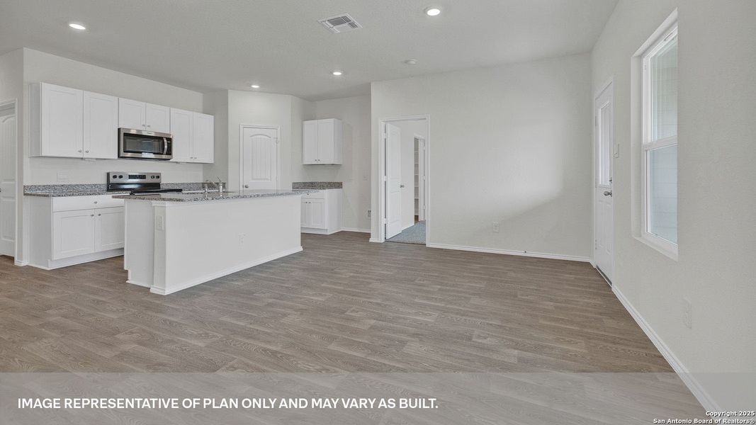 Image 33 of a home in Arroyo Ranch.