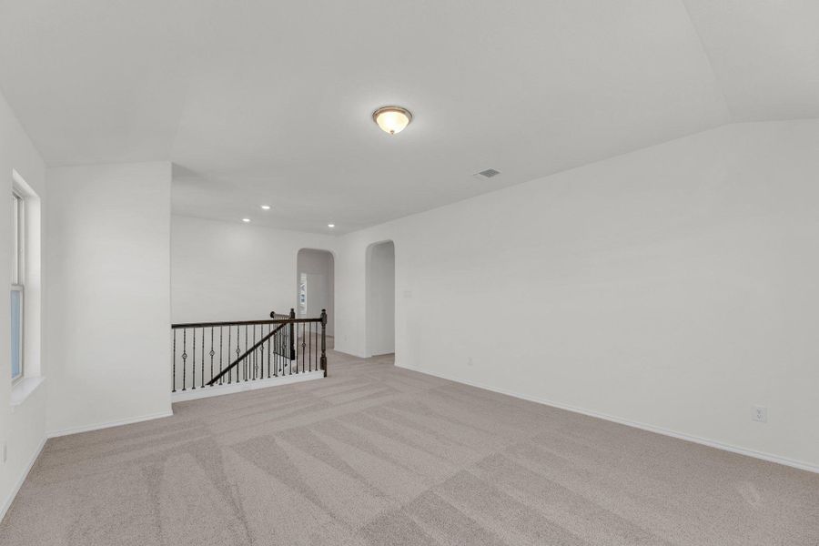 Spacious, unfurnished interior of a new home in Salerno - Heritage Collection, Round Rock (Image 19).