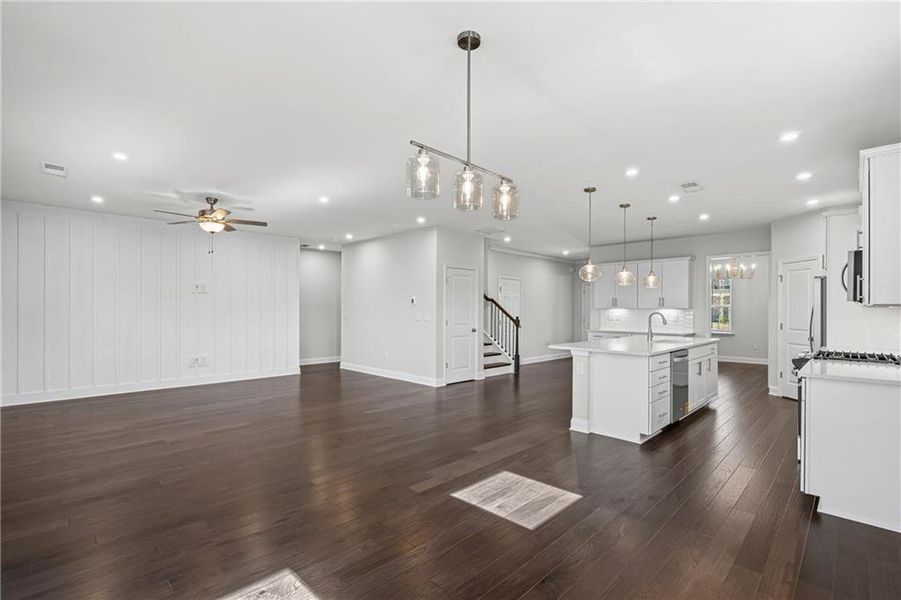 Spacious, unfurnished interior of a new home in Berkeley Mill, Cumming (Image 8).