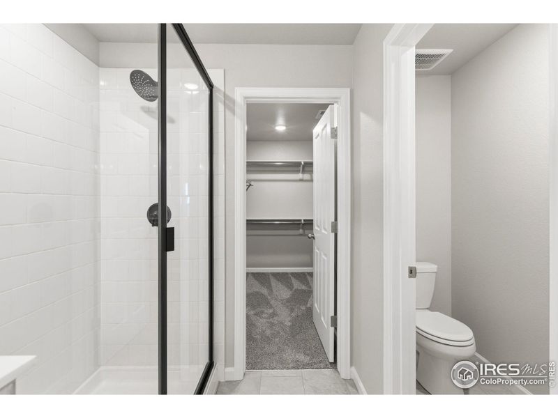 Furnished interior view inside a new home in Cordovan, Longmont (Image 12).