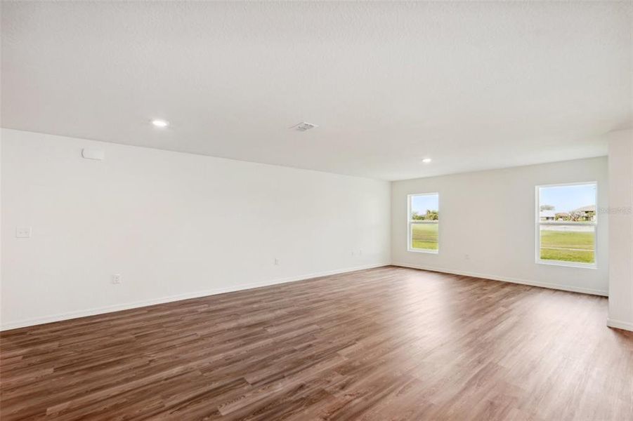 Spacious, unfurnished interior of a new home in Royal Highlands, Weeki Wachee (Image 16). Spacious, unfurnished interior of a new home in Royal Highlands, Weeki Wachee (Image 16).