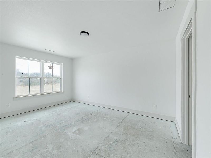 Image 33 of a home in .