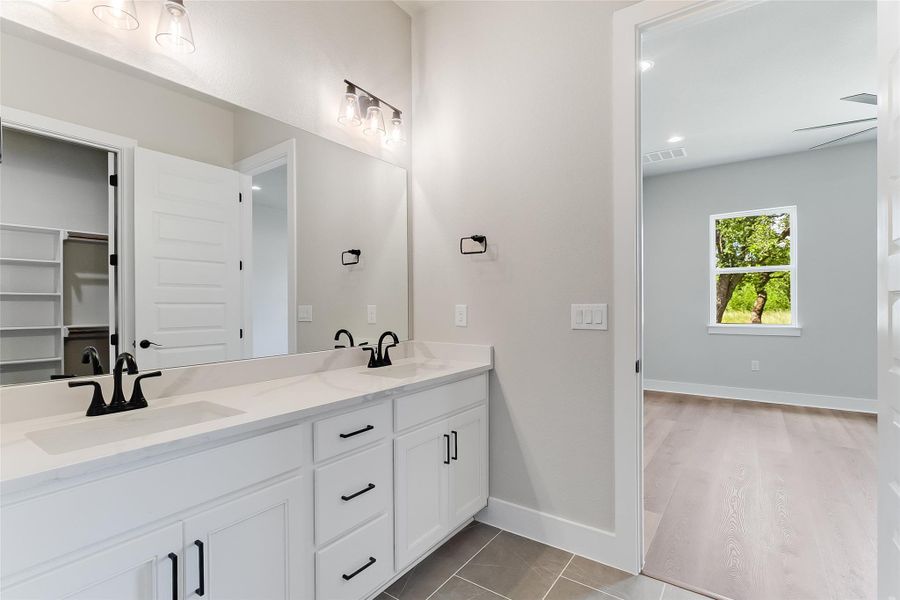 Furnished interior view inside a new home in , Bertram (Image 10).