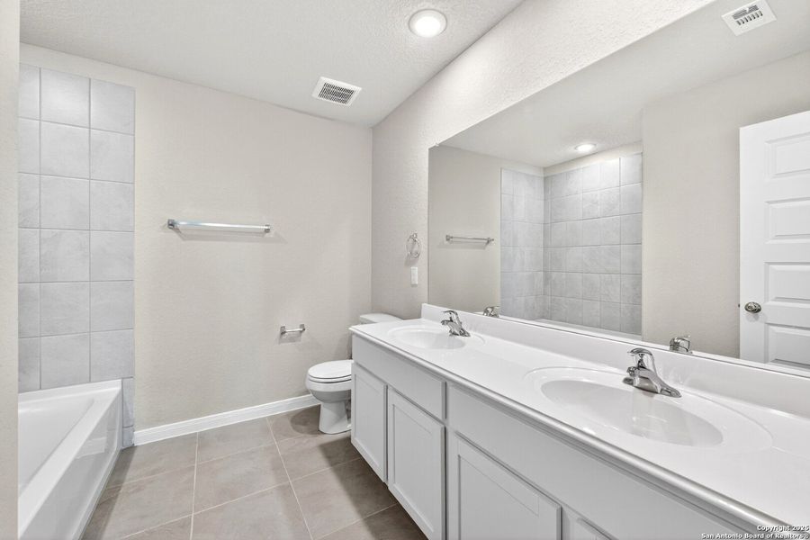 Furnished interior view inside a new home in Paloma Park, Converse (Image 8). Furnished interior view inside a new home in Paloma Park, Converse (Image 8).