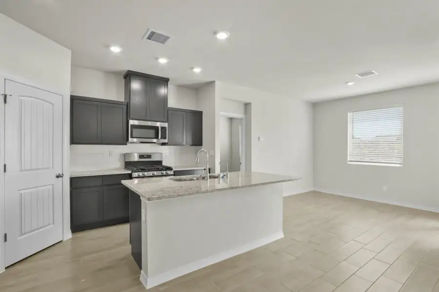Representative furnished interior of a home built from the Prickly Pear by View Homes in Paseo del Este, El Paso (Image 11).