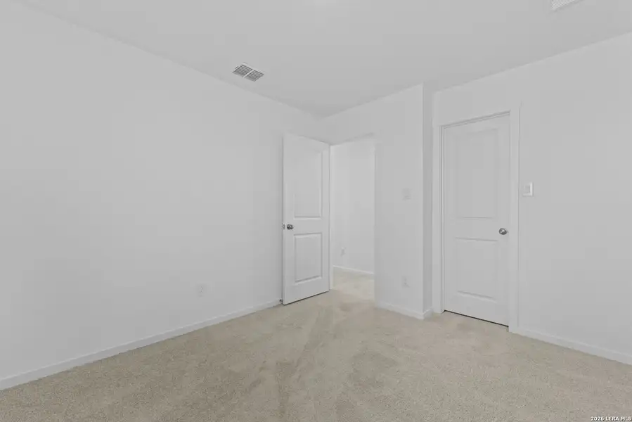 Spacious, unfurnished interior of a new home in Higdon Crossing, San Antonio (Image 12). Spacious, unfurnished interior of a new home in Higdon Crossing, San Antonio (Image 12).