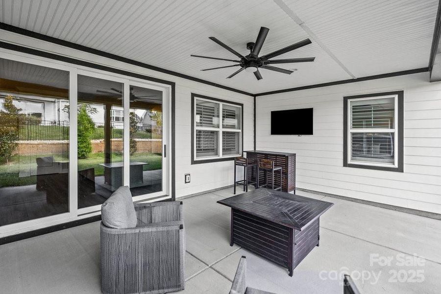 Image 38 of a home in . Image 38 of a home in .