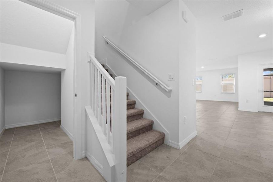 Spacious, unfurnished interior of a new home in , Palmetto (Image 17).