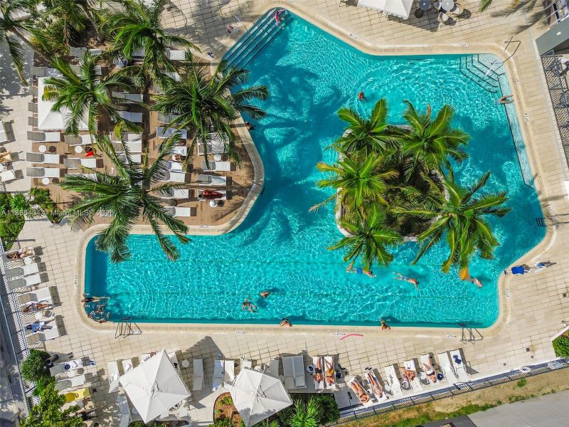 Community amenities in , Miami (Image 55). Community amenities in , Miami (Image 55).