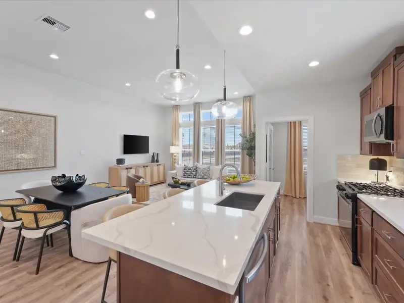 Furnished interior view inside a new home in Uptown District, Houston (Image 5).