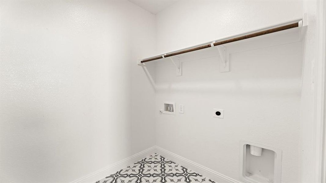 03. 1624 Edgeway - Utility