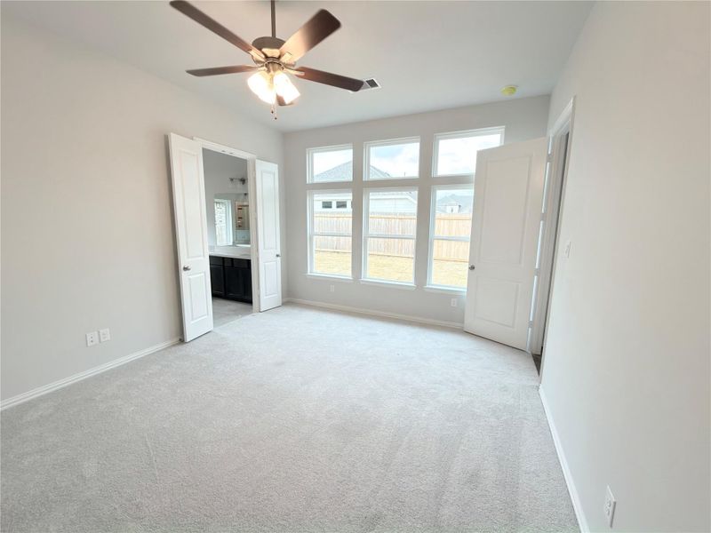 Spacious, unfurnished interior of a new home in Southern Pointe, College Station (Image 19).