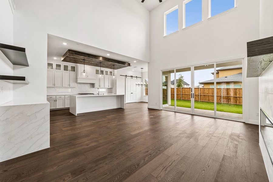Representative unfurnished interior of a home built from the Diana by Landon Homes in Lexington Frisco, Frisco (Image 25).