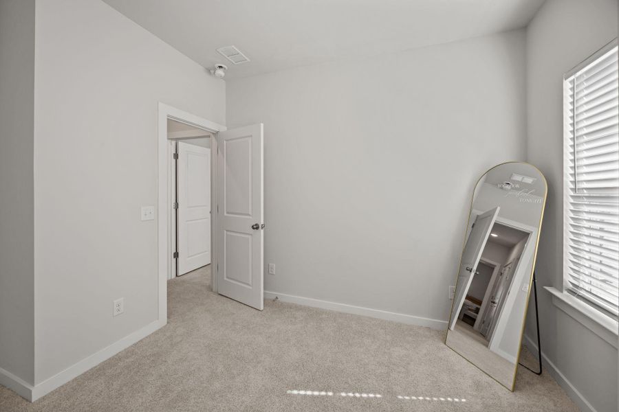 Spacious, unfurnished interior of a new home in , Hanahan (Image 24).