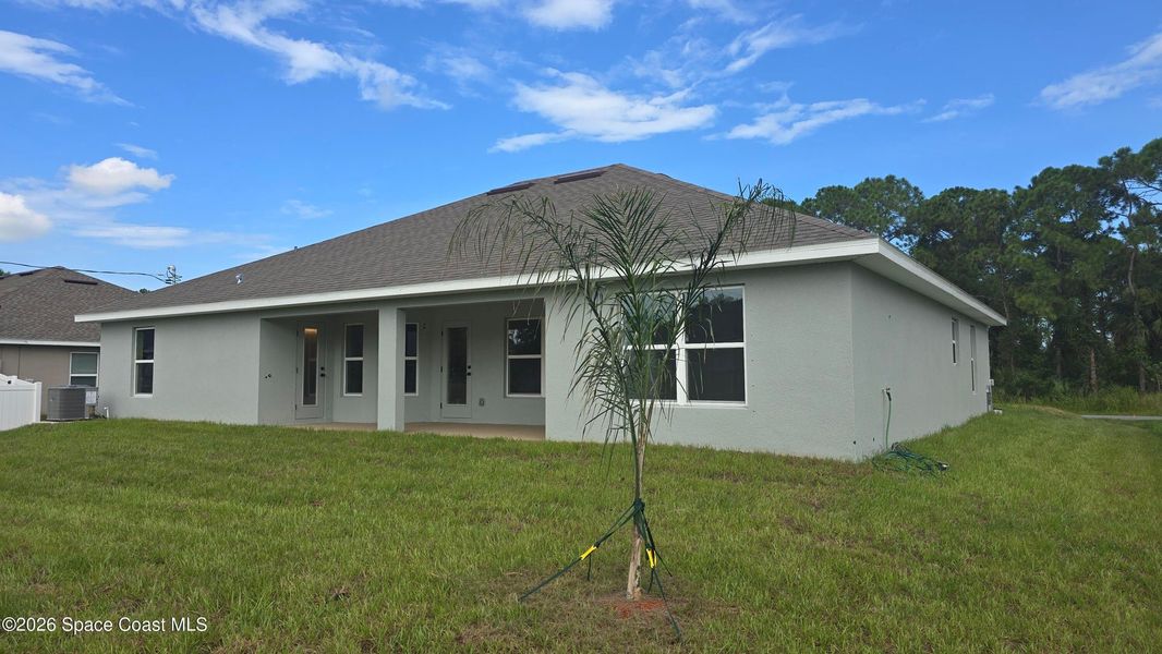 Exterior details and patio area of a home in Palm Bay, Palm Bay (Image 19). Exterior details and patio area of a home in Palm Bay, Palm Bay (Image 19).