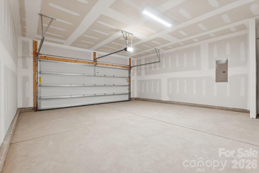 Spacious, unfurnished interior of a new home in Running Creek, Locust (Image 18).