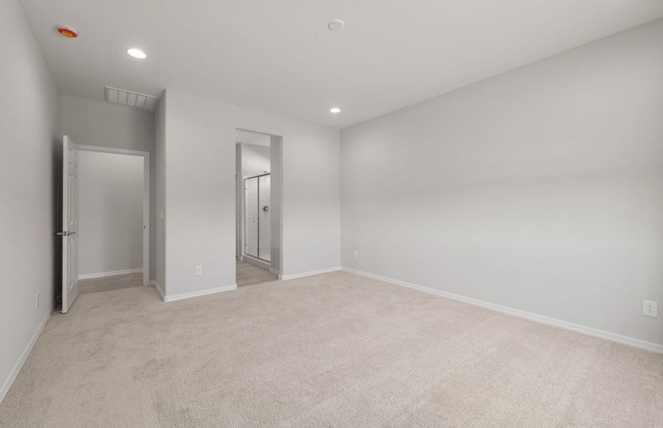 Spacious, unfurnished interior of a new home in El Cidro, Goodyear (Image 20). Spacious, unfurnished interior of a new home in El Cidro, Goodyear (Image 20).