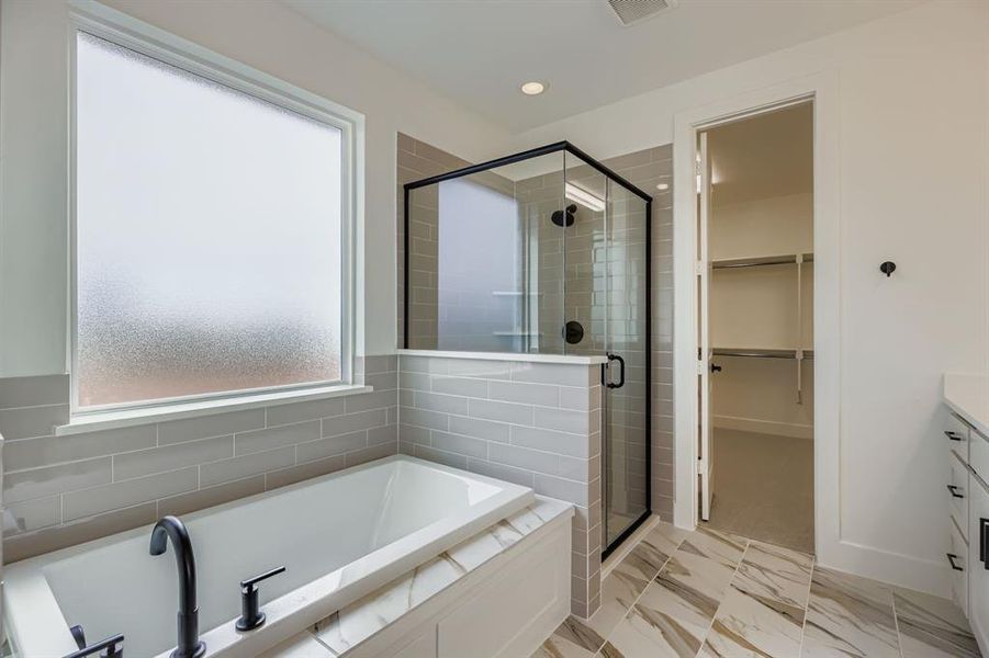 Furnished interior view inside a new home in Ten Mile Creek 55s, Celina (Image 9).