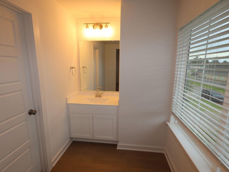 Furnished interior view inside a new home in Lone Star Landing, Montgomery (Image 4). Furnished interior view inside a new home in Lone Star Landing, Montgomery (Image 4).