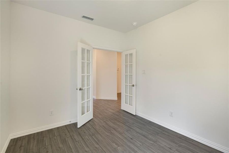 Spec Elevon 256 Bright Alcove-007 Spec Elevon 256 Bright Alcove-007