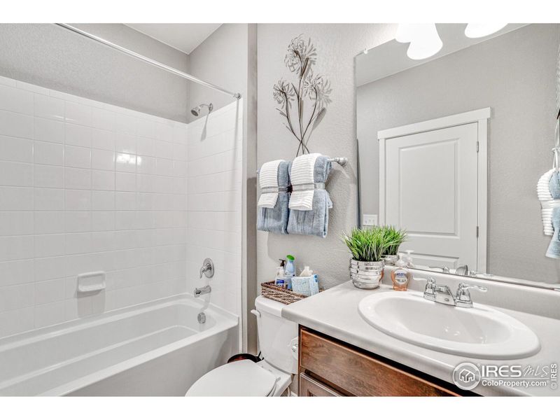 Furnished interior view inside a new home in Hansen Farm, Fort Collins (Image 40).
