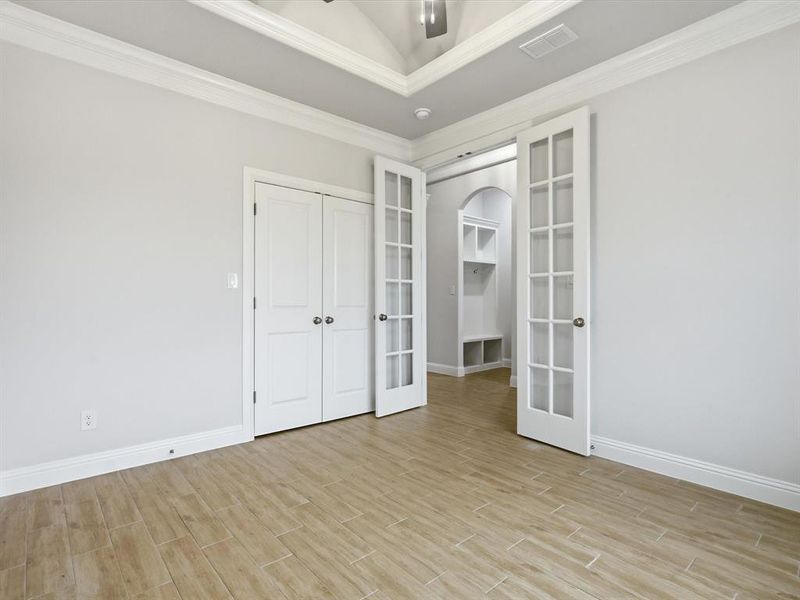 Spacious, unfurnished interior of a new home in , Godley (Image 25). Spacious, unfurnished interior of a new home in , Godley (Image 25).