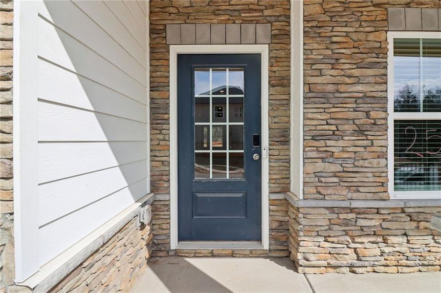 Exterior details and patio area of a home in Harmony Manor, Fairburn (Image 3).