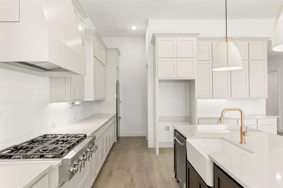 25. 4711 Belo - Kitchen (3)