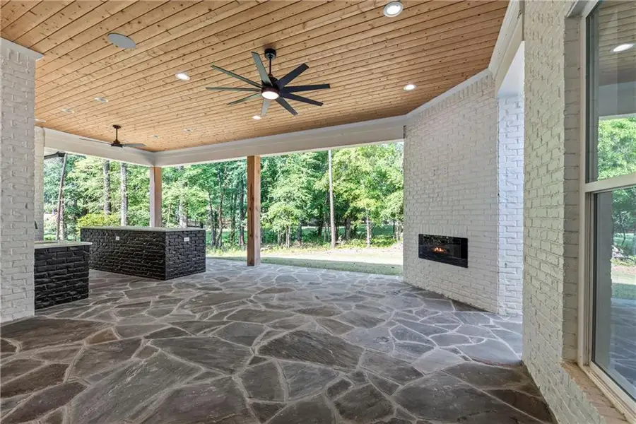 Exterior details and patio area of a home in , Greensboro (Image 28).