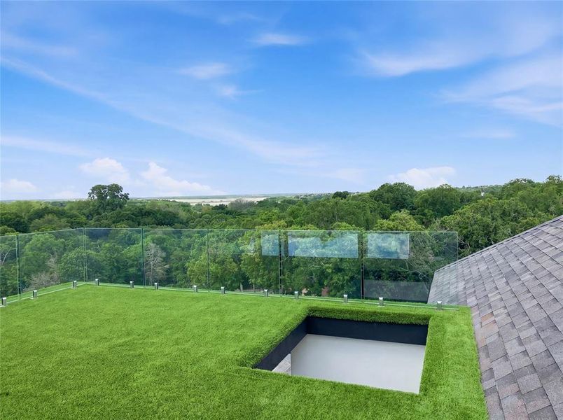 Exterior details and patio area of a home in , Southlake (Image 14).