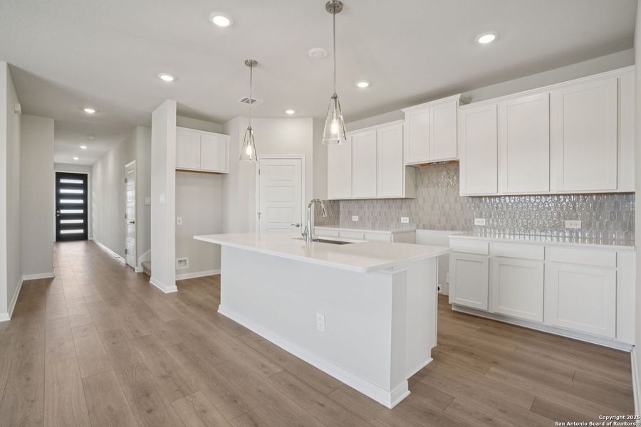 Furnished interior view inside a new home in Carmel Ranch, Schertz (Image 9). Furnished interior view inside a new home in Carmel Ranch, Schertz (Image 9).