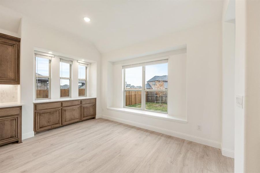 Spacious, unfurnished interior of a new home in Villages of Hurricane Creek, Anna (Image 34).