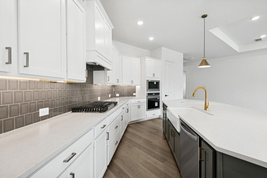 Furnished interior view inside a new home in Riceland 60’ Homesites, Mont Belvieu (Image 9). Furnished interior view inside a new home in Riceland 60’ Homesites, Mont Belvieu (Image 9).