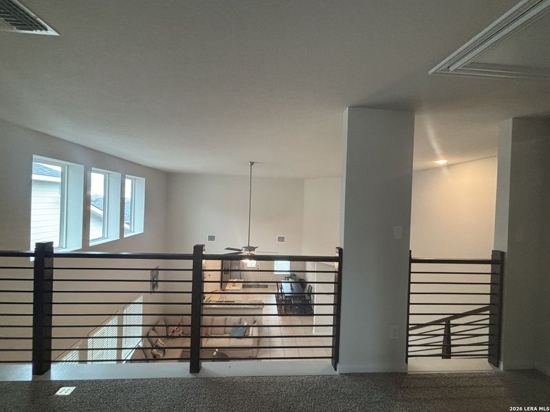 Spacious, unfurnished interior of a new home in Notting Hill, Converse (Image 19).