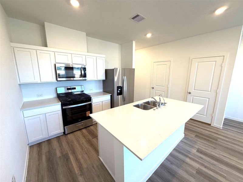 Furnished interior view inside a new home in Legacy Park, Houston (Image 4). Furnished interior view inside a new home in Legacy Park, Houston (Image 4).