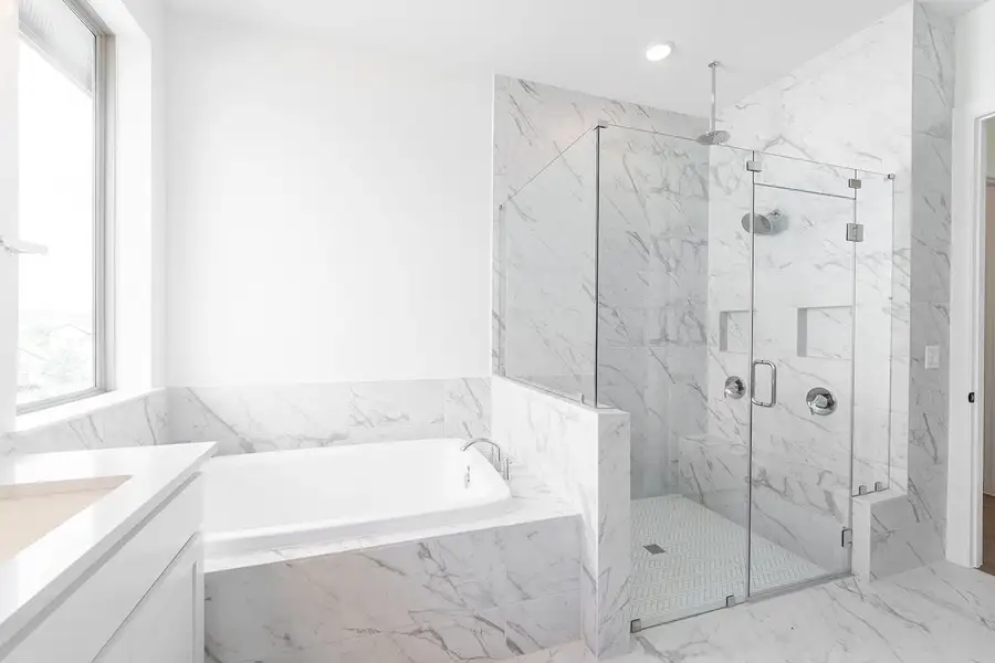 Furnished interior view inside a new home in The Hollows Canyon - 60', Lago Vista (Image 5). Furnished interior view inside a new home in The Hollows Canyon - 60', Lago Vista (Image 5).